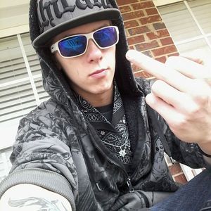 Meet your Posher, Josh